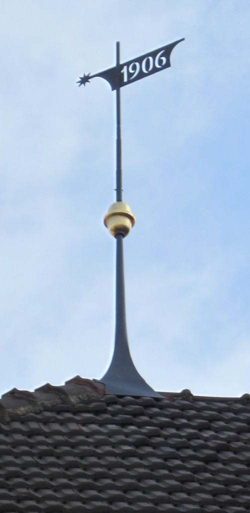 20. Mai 2014: Die neue Wetterfahne ist montiert!